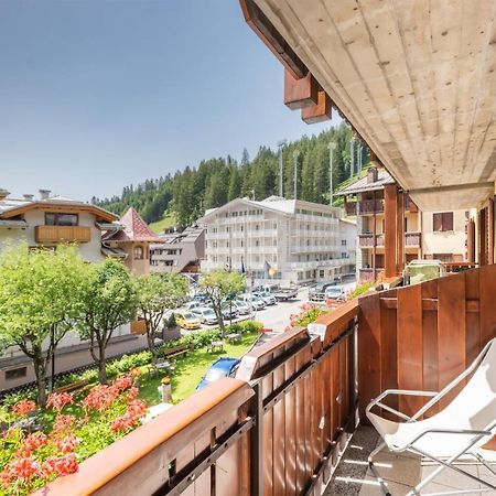 Hotel Alpina Madonna di Campiglio Exterior photo
