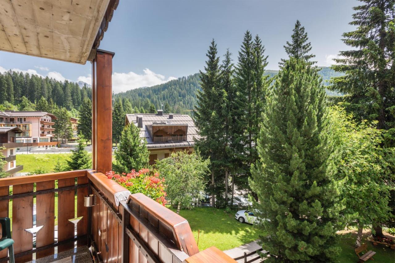 Hotel Alpina Madonna di Campiglio Exterior photo