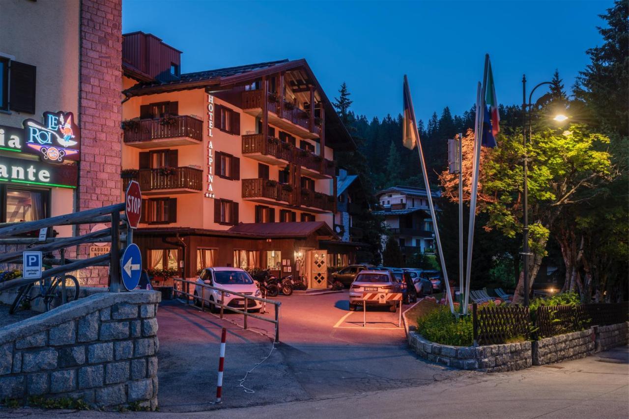 Hotel Alpina Madonna di Campiglio Exterior photo
